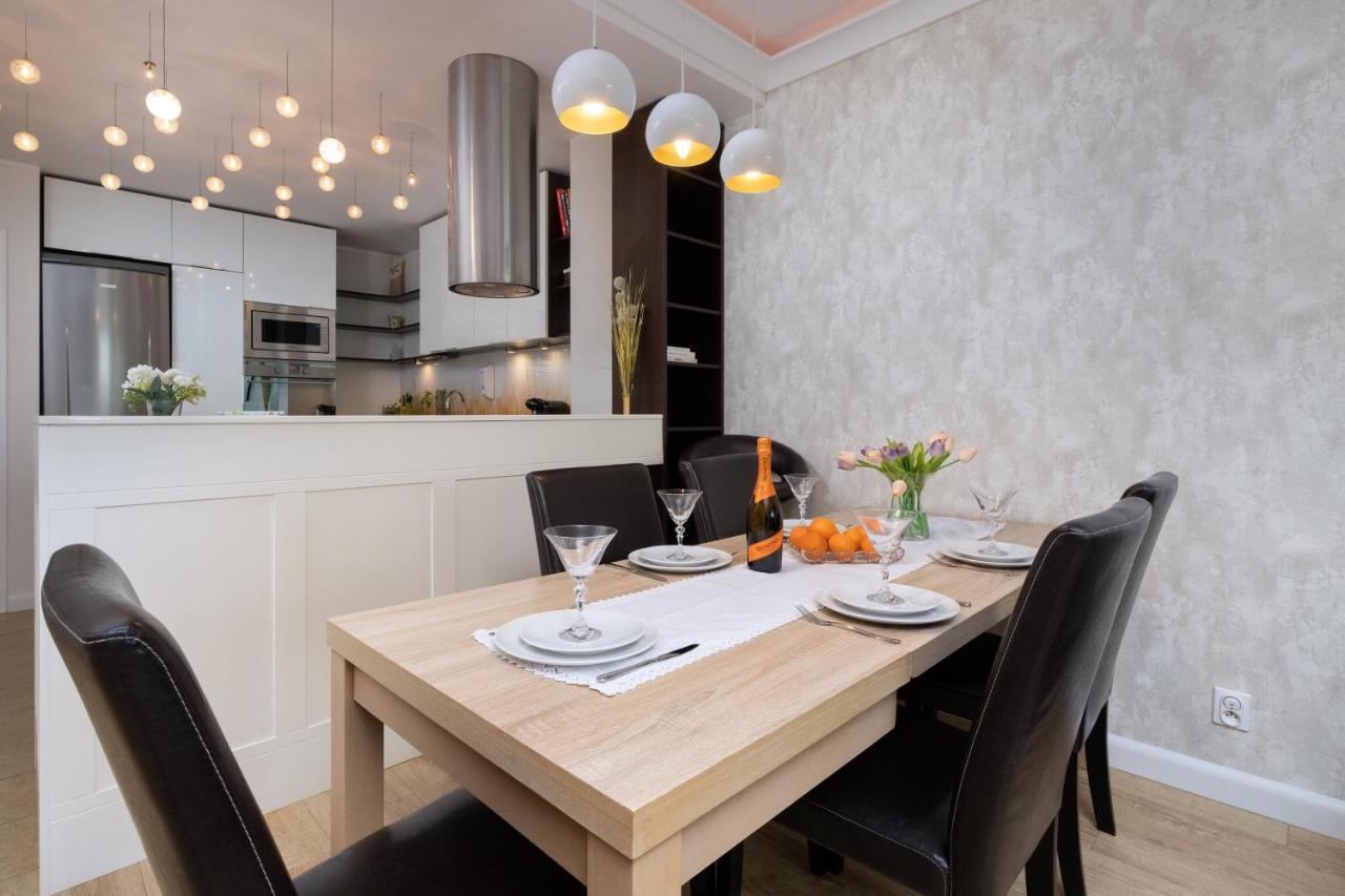 Апартаменти Family Apartament Mysliwska By Renters Гданськ Екстер'єр фото