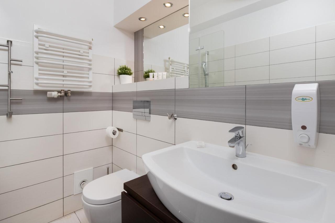 Апартаменти Family Apartament Mysliwska By Renters Гданськ Екстер'єр фото